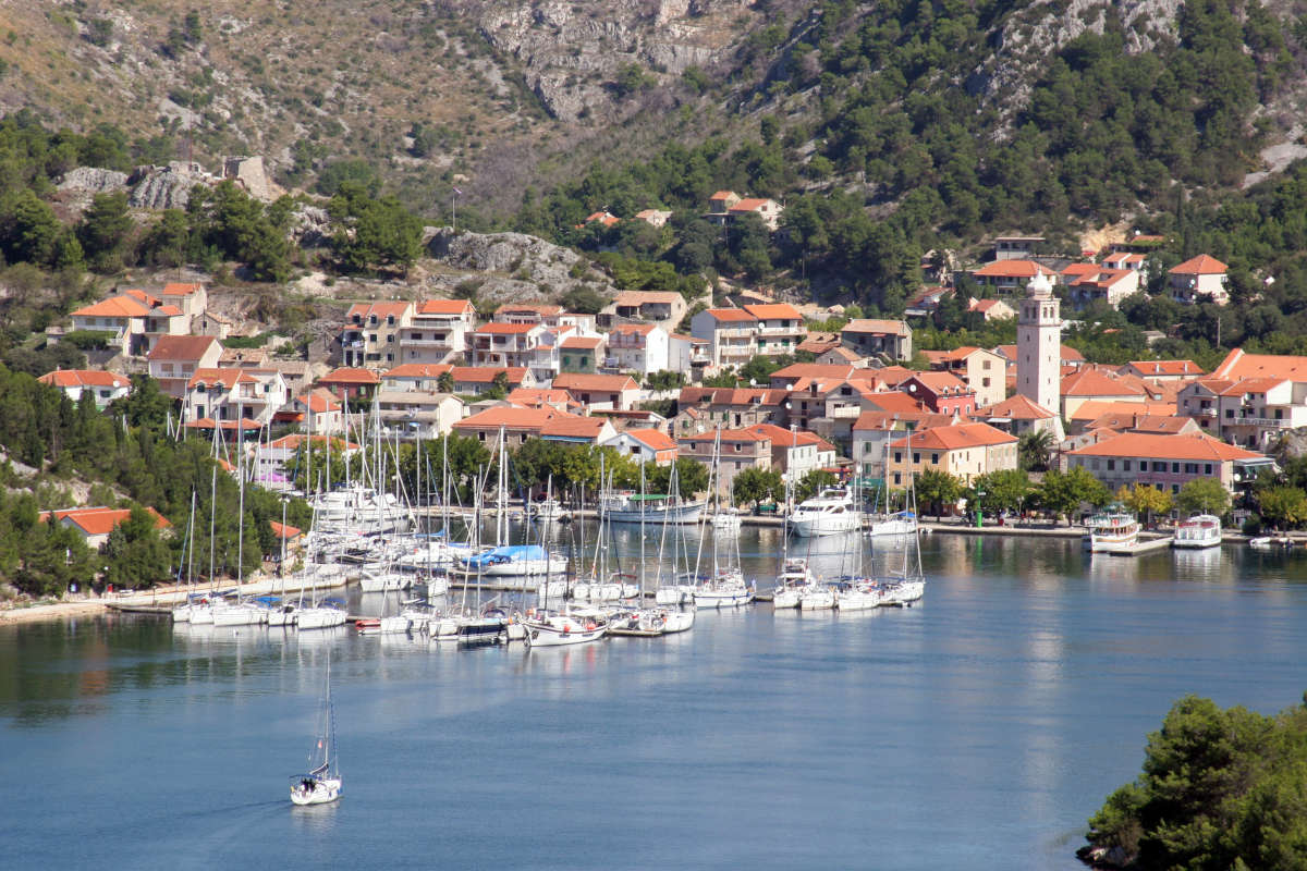 Stadt Skradin in der Nähe des Nationalparks Krka