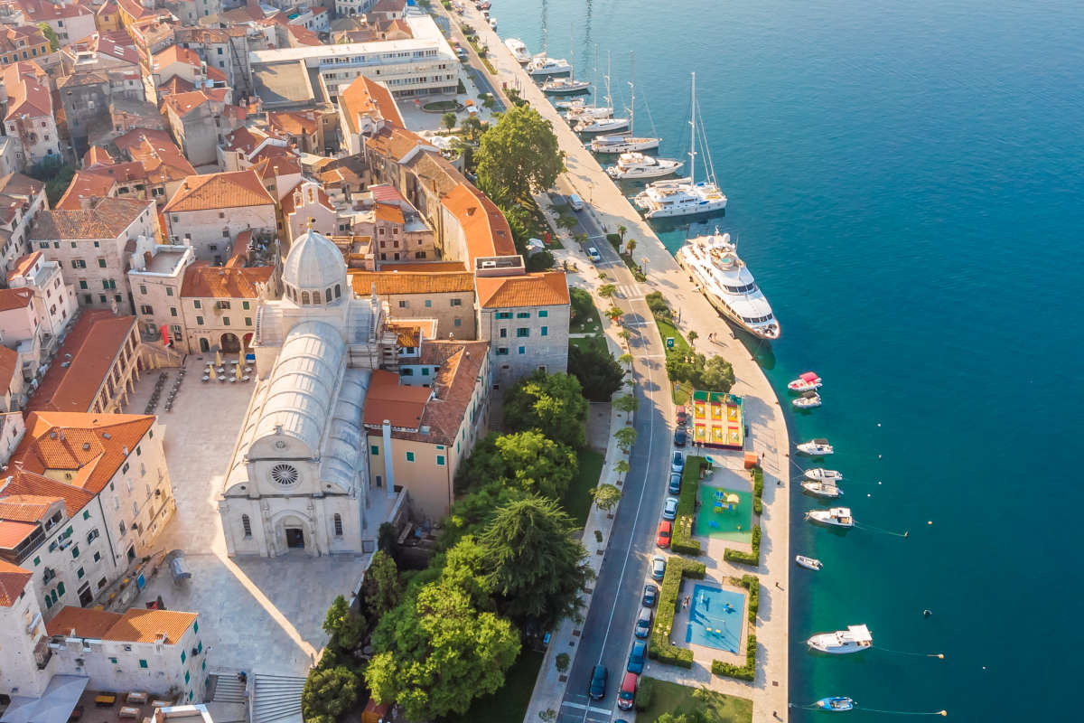 sibenik-yacht-charter-prima-sailing.jpg