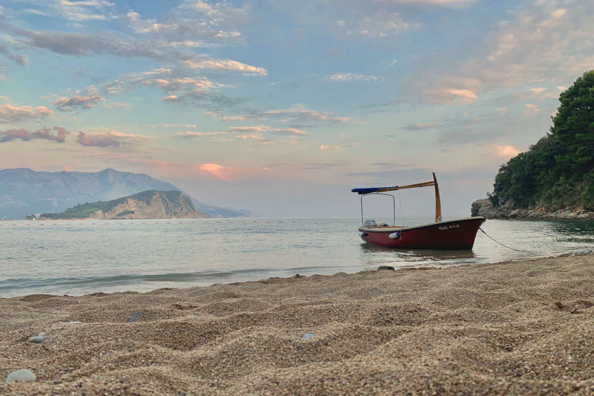 montenegro-budva-prima-sailing.jpg