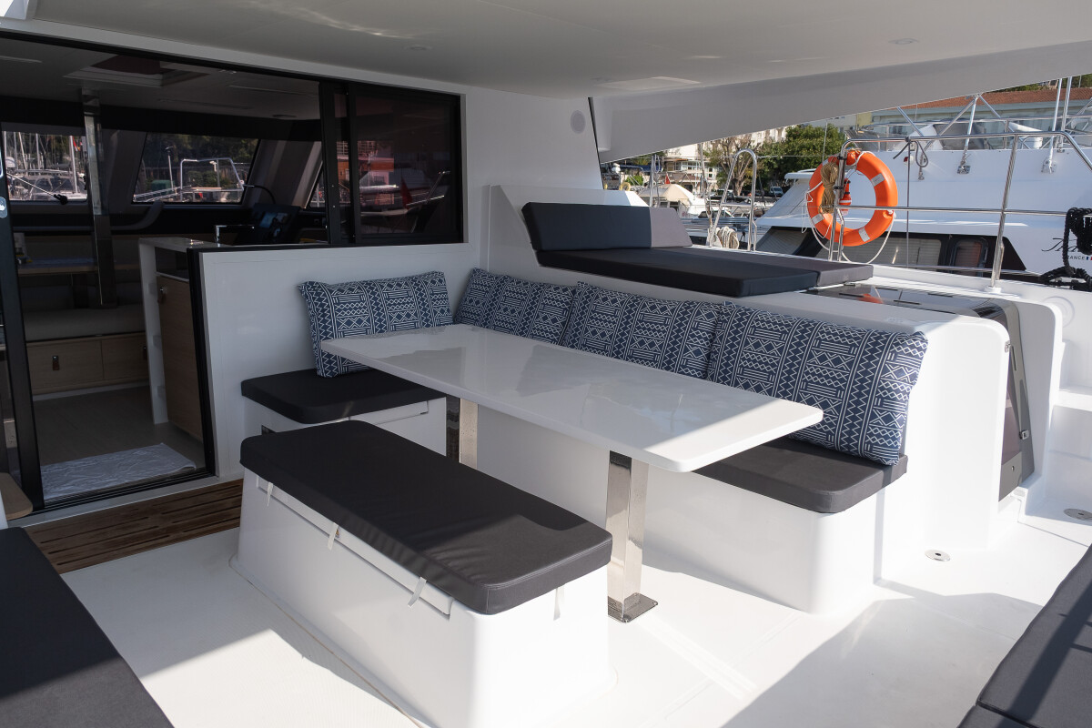 Aventura 45 Aura