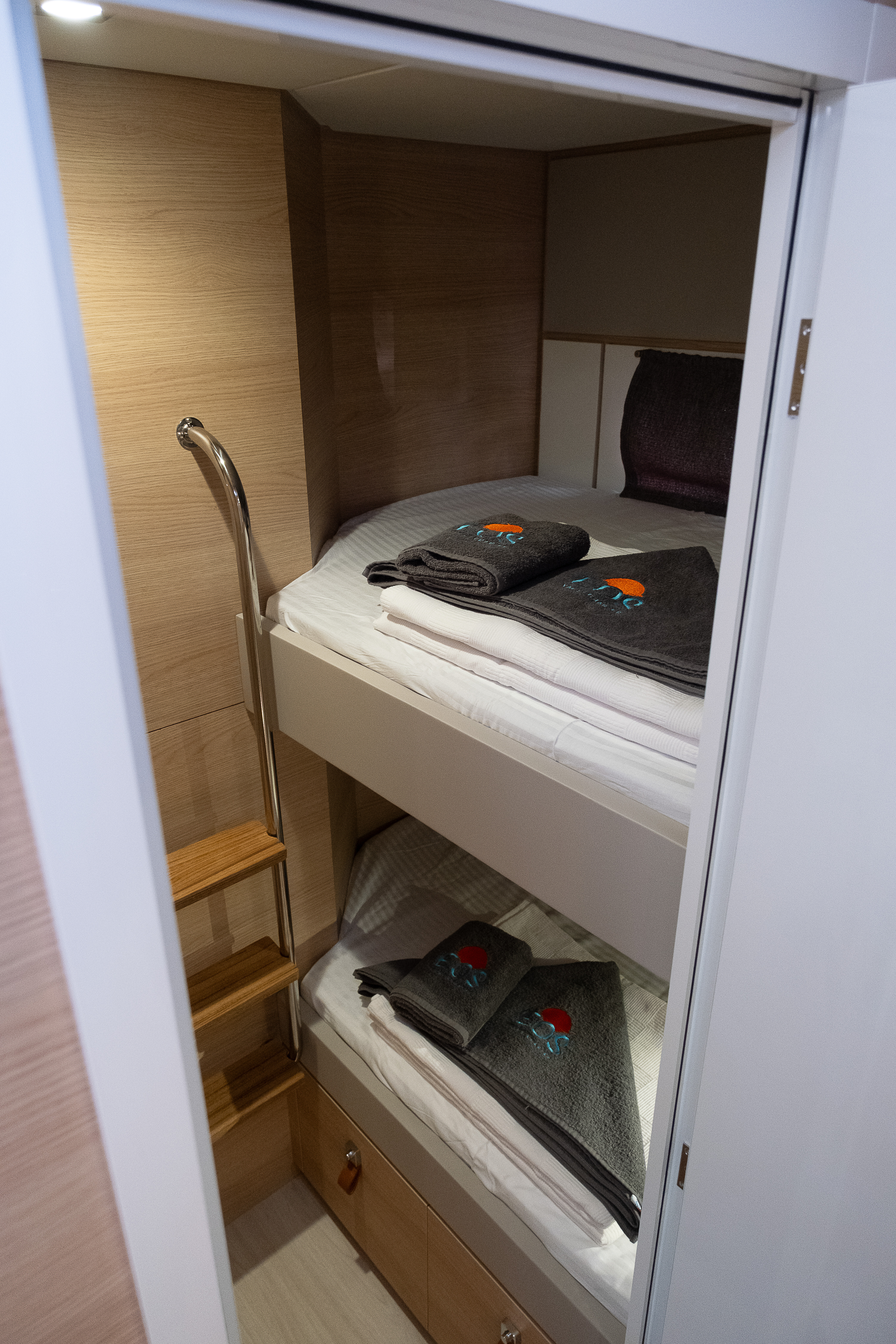 Aventura 45 Aura