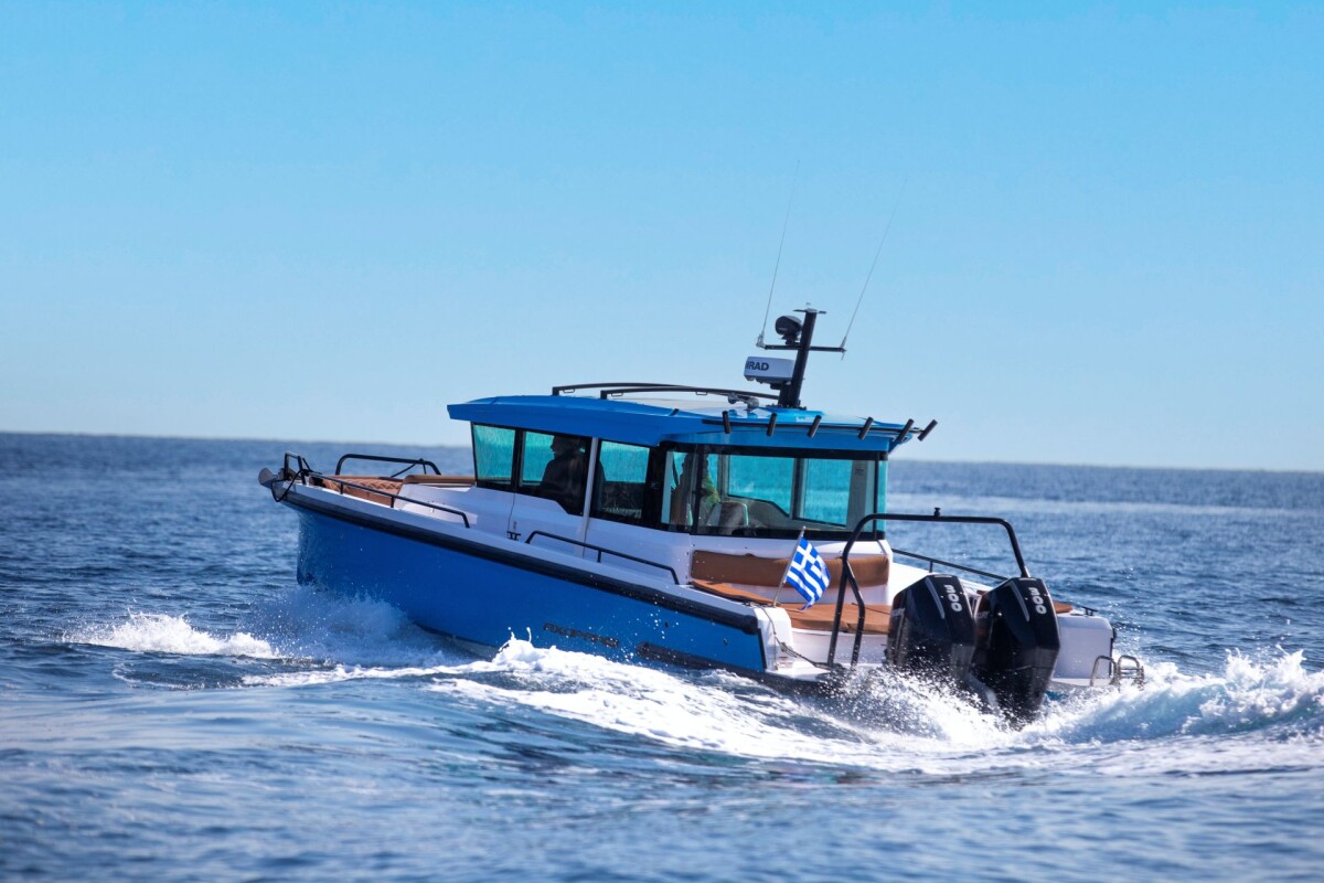 Axopar 37 XC Cross Cabin Kaizen