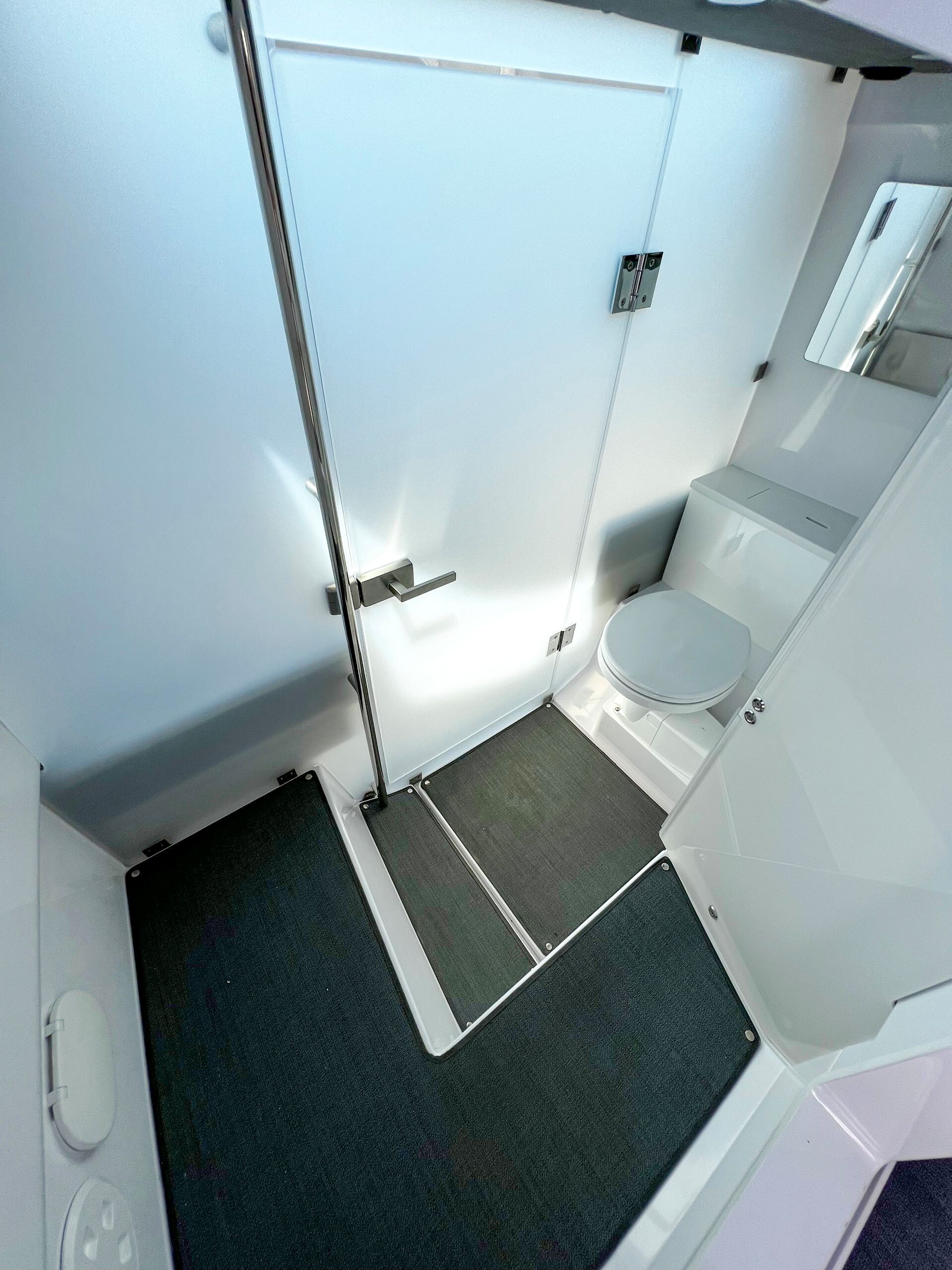 Axopar 37 XC Cross Cabin Kaizen