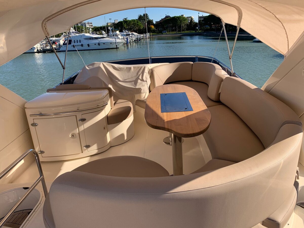 Azimut 50 Lena