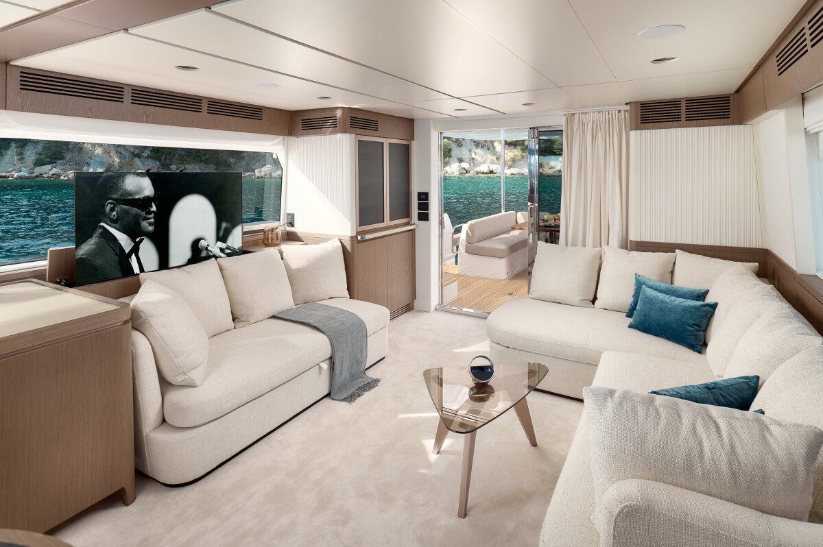 Azimut Magellano 66 Ava 2