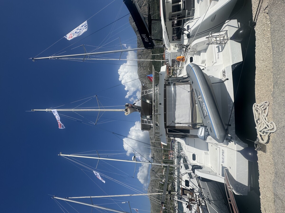 Bali Catspace Blue Spirit