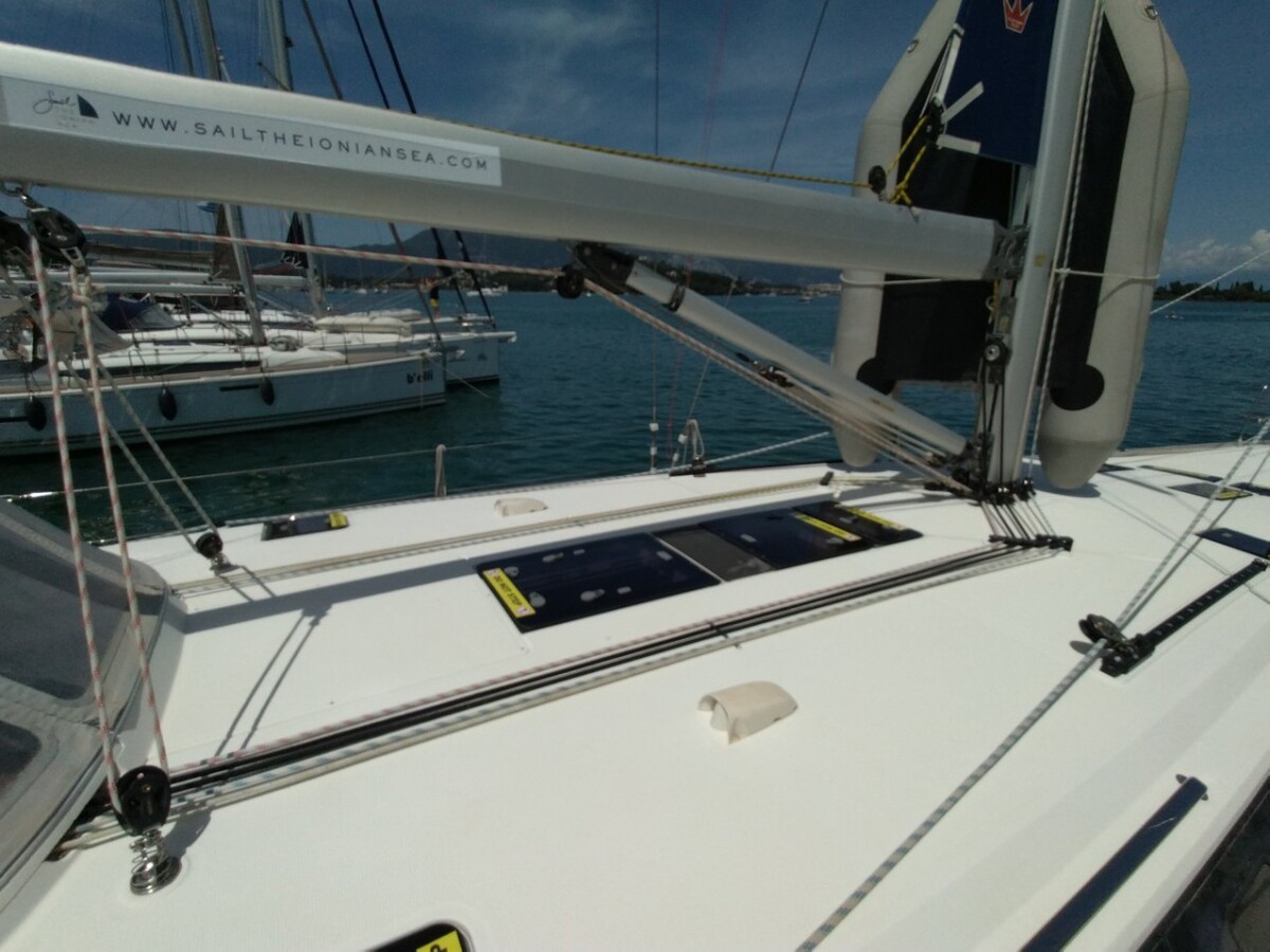 Bavaria 51 Cruiser Gin Tonic