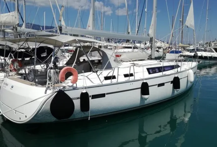 Bavaria 51 Cruiser Gin Tonic