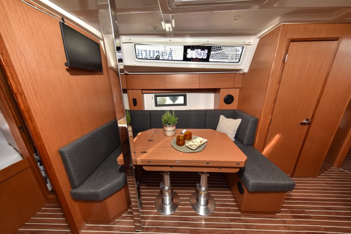 Bavaria C38 Seka VI