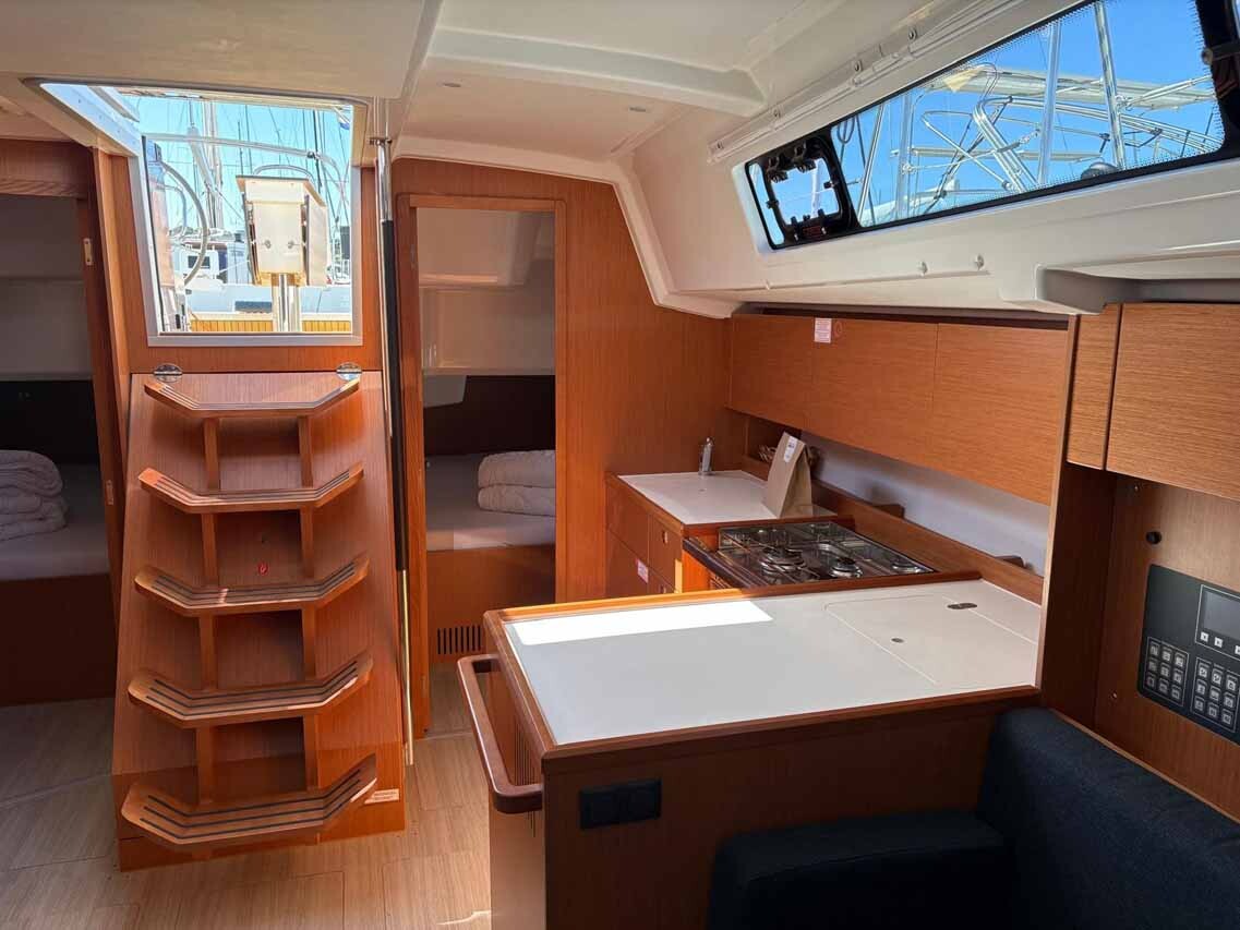 Bavaria C38 Freya