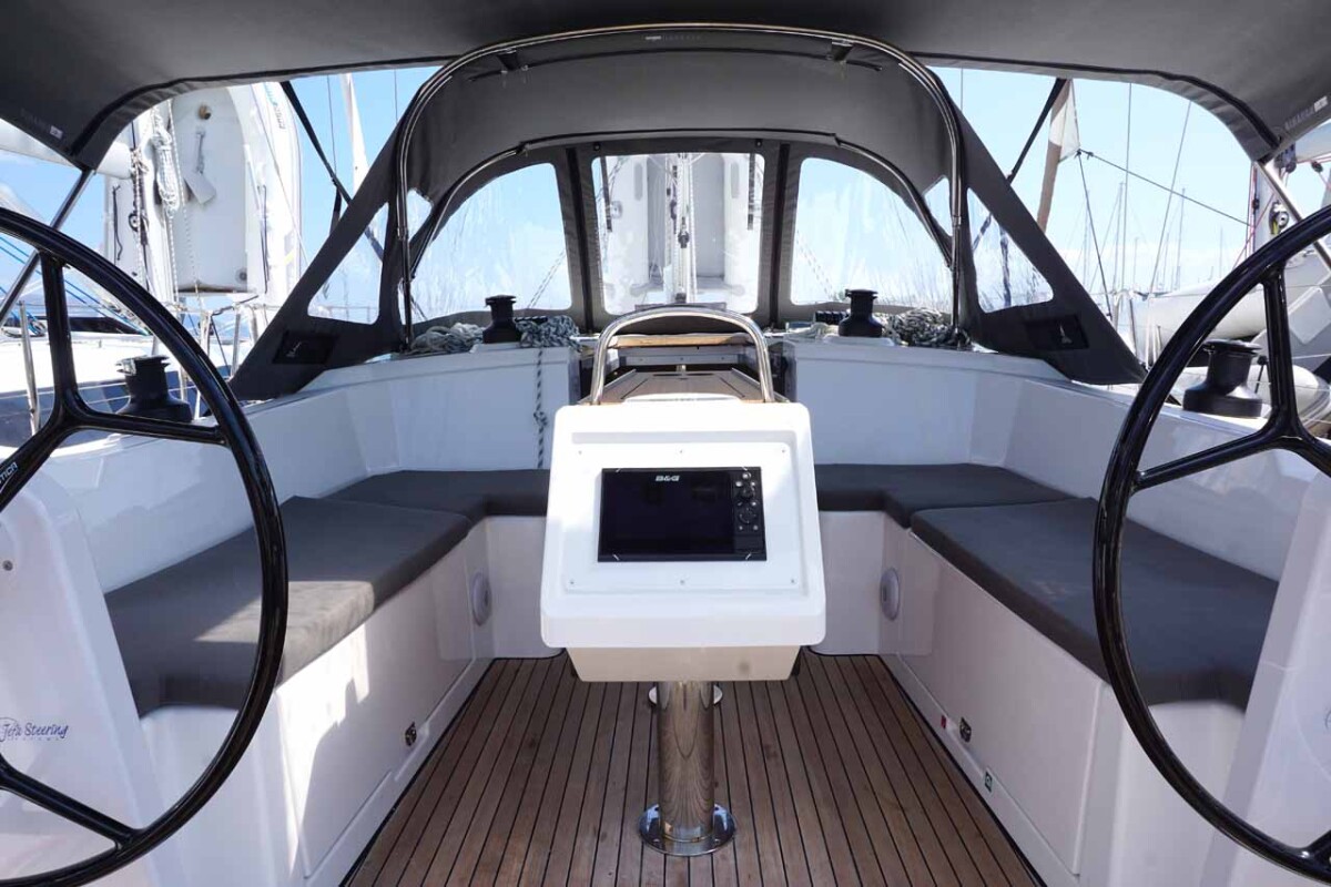 Bavaria C38 Elaia