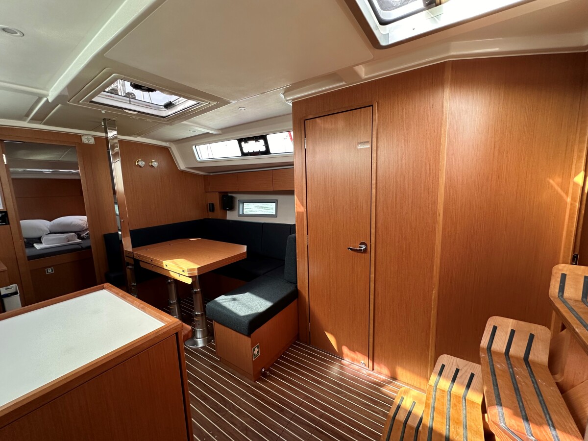 Bavaria C38 Melina