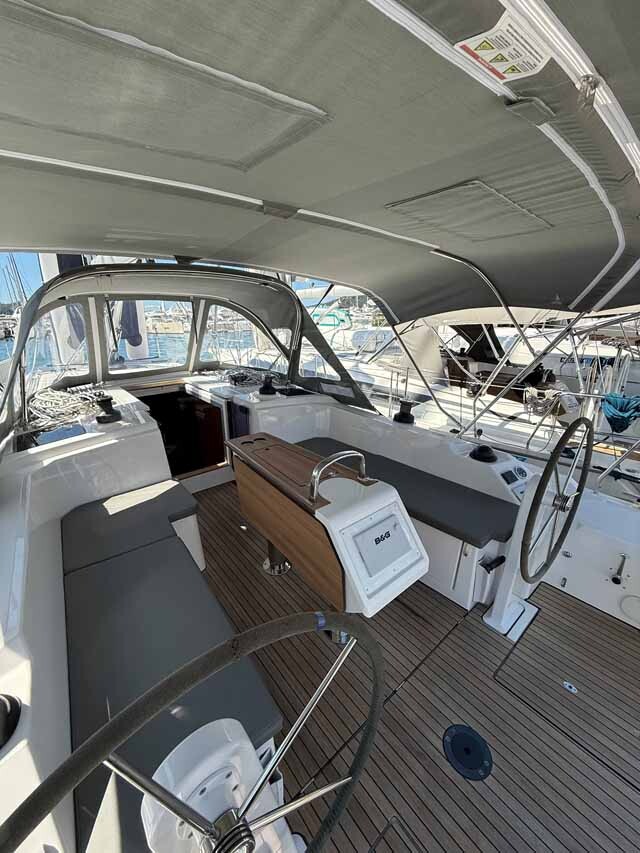 Bavaria C38 The Cat
