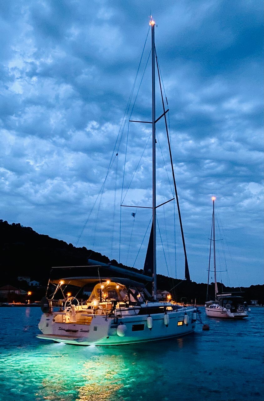 Bavaria C42 Style Silver Seagull