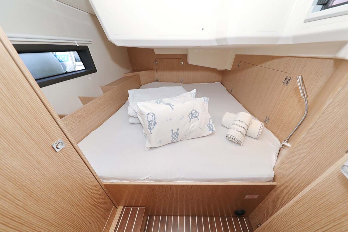 Bavaria C42 Style Leya