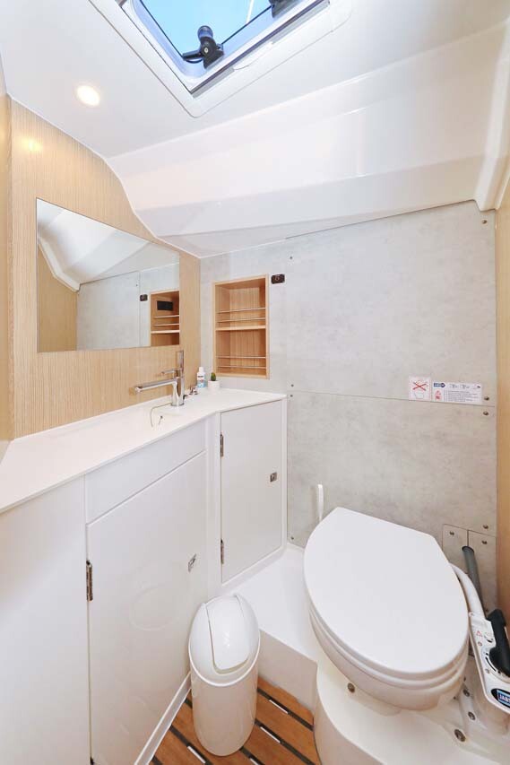 Bavaria C42 Style Leya