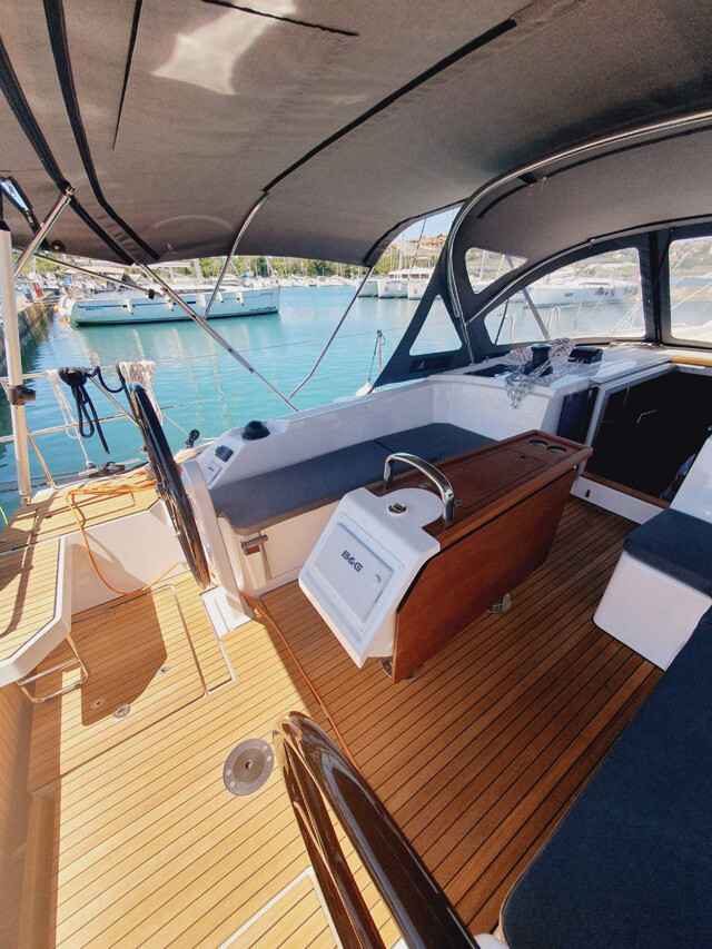 Bavaria C42 Style Flotte Lotte