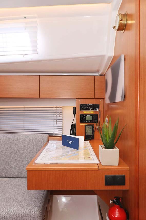 Bavaria C42 Style Antares