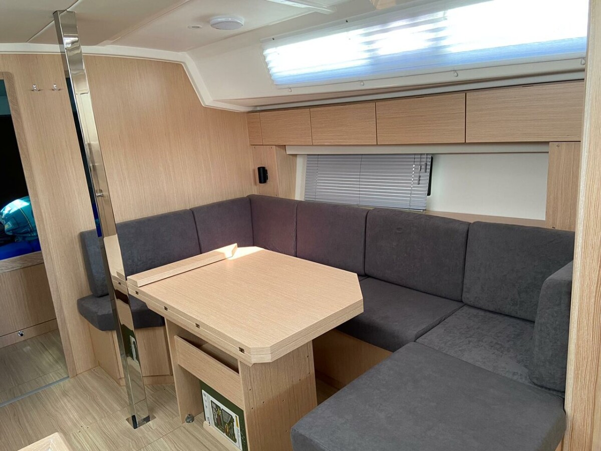 Bavaria C42 Seawave