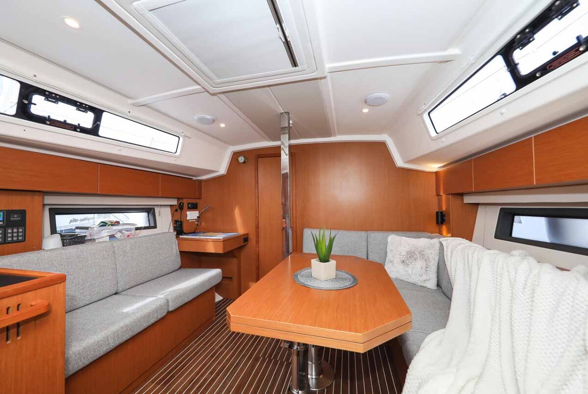 Bavaria C42 Good Times