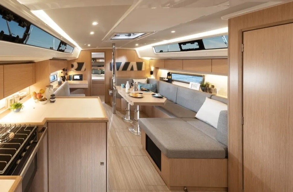 Bavaria C42 Arian
