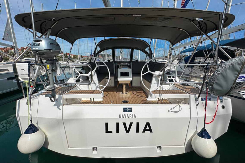 Bavaria C42 Livia