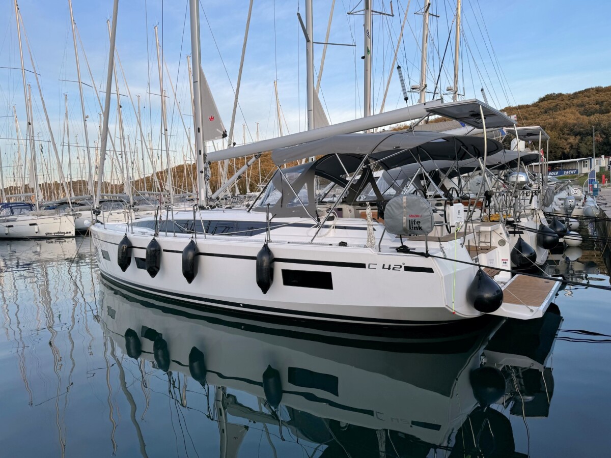 Bavaria C42 Ivana