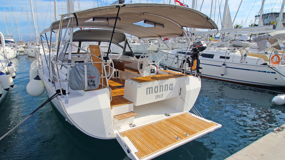 Bavaria C45 Style 