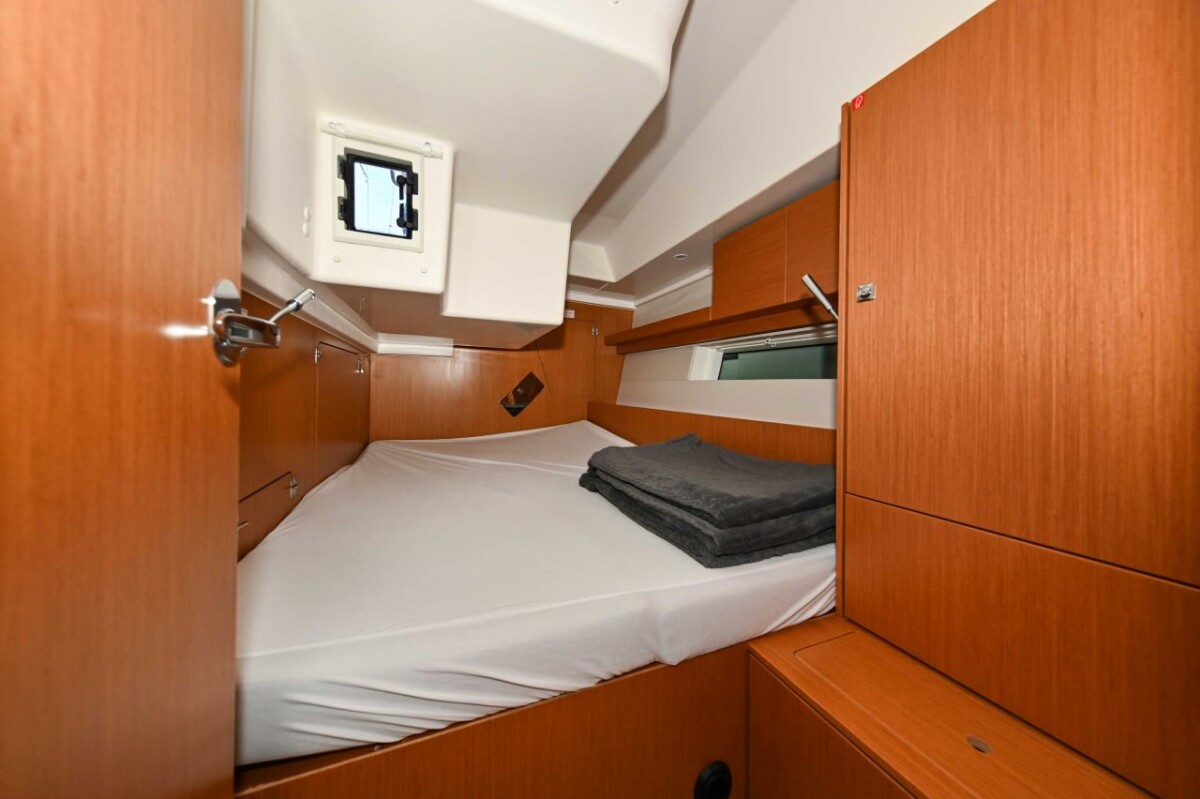 Bavaria C45 Efix