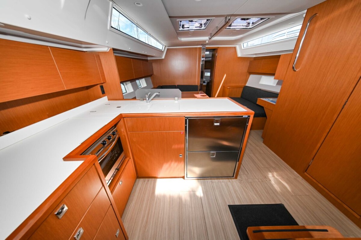 Bavaria C45 Efix