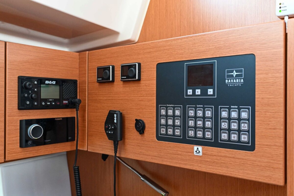 Bavaria C45 Efix