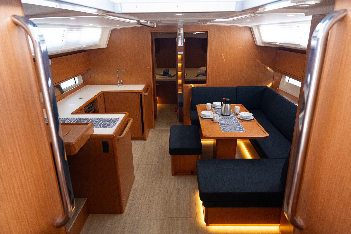 Bavaria C46 Iris