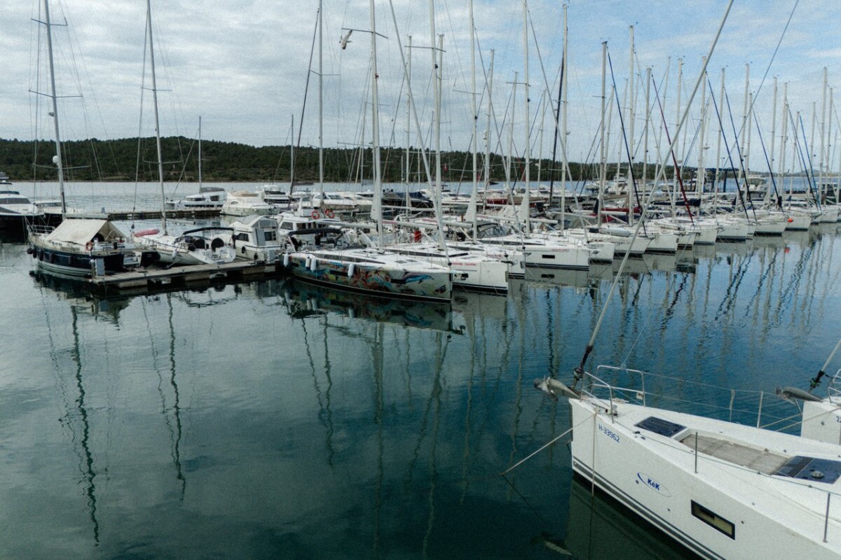 Bavaria C46 Art N
