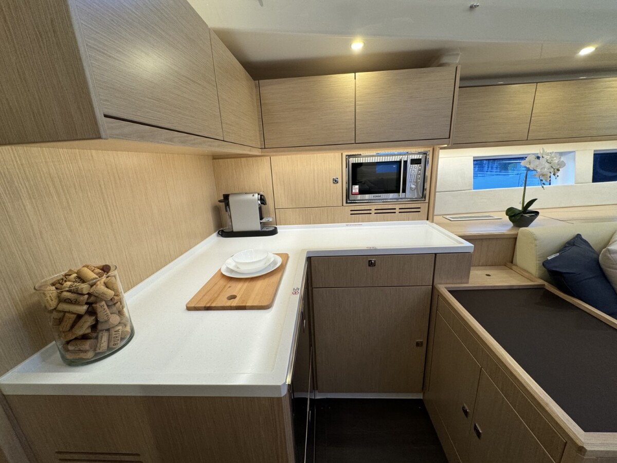 Bavaria C57 Style Mina