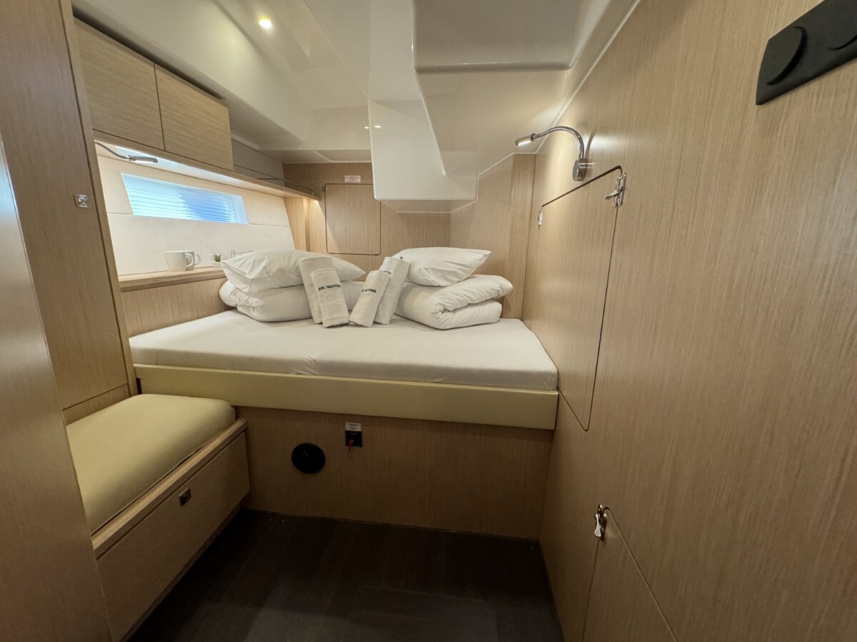 Bavaria C57 Style Mina