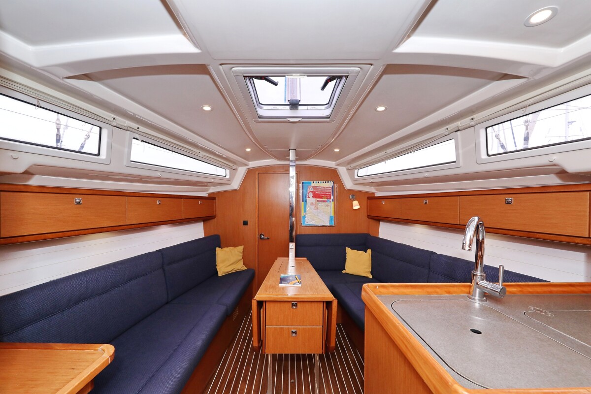 Bavaria Cruiser 33 Homeoffice