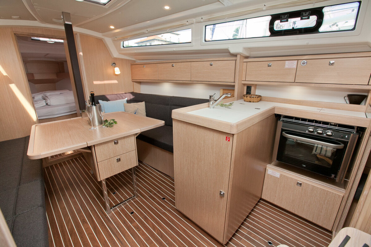 Bavaria Cruiser 34 Style Cookie