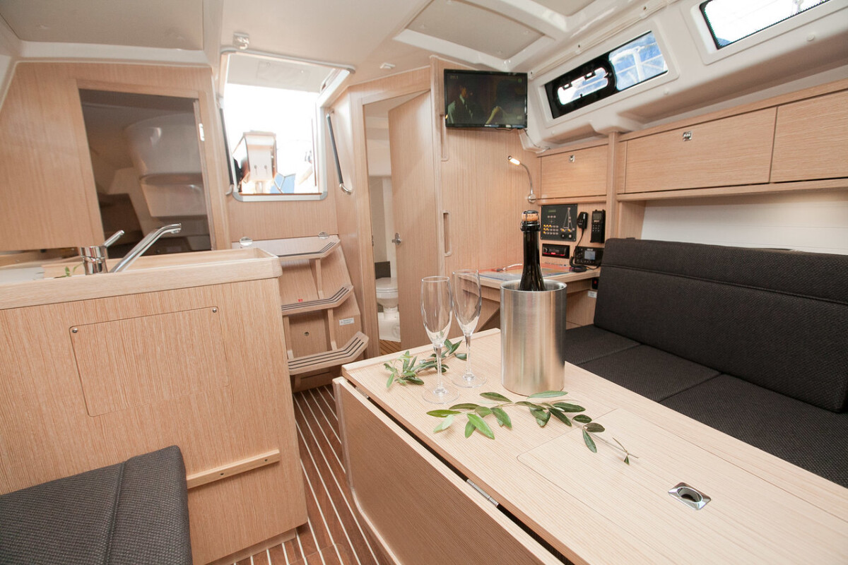 Bavaria Cruiser 34 Style Cookie