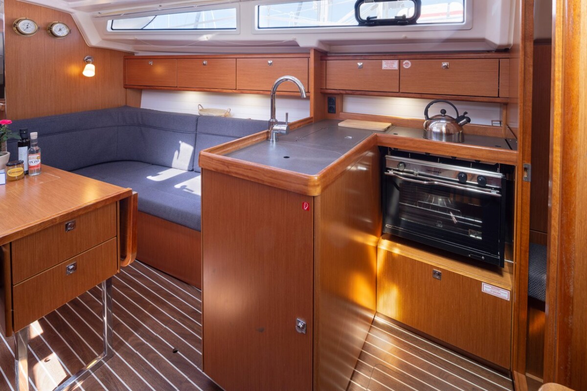 Bavaria Cruiser 34 Oneiro