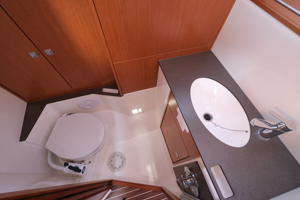 Bavaria Cruiser 37 Crush