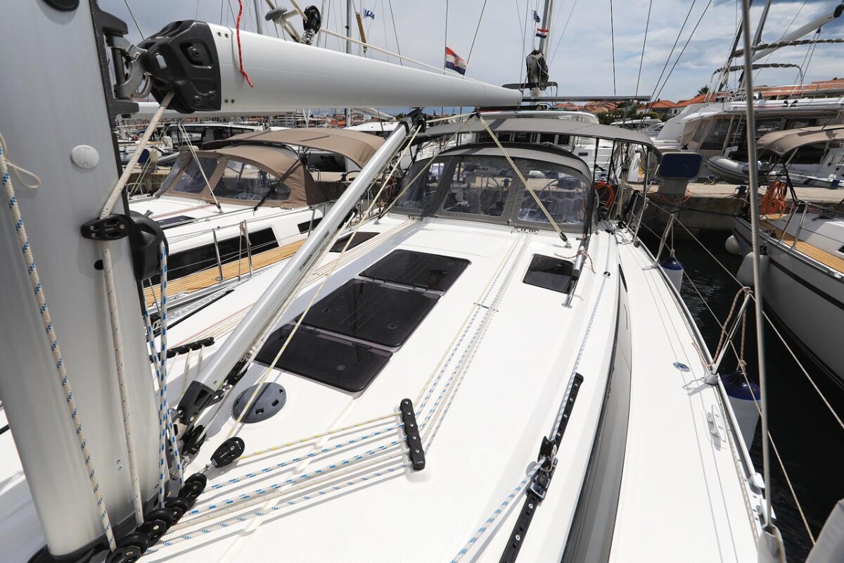 Bavaria Cruiser 37 Westa