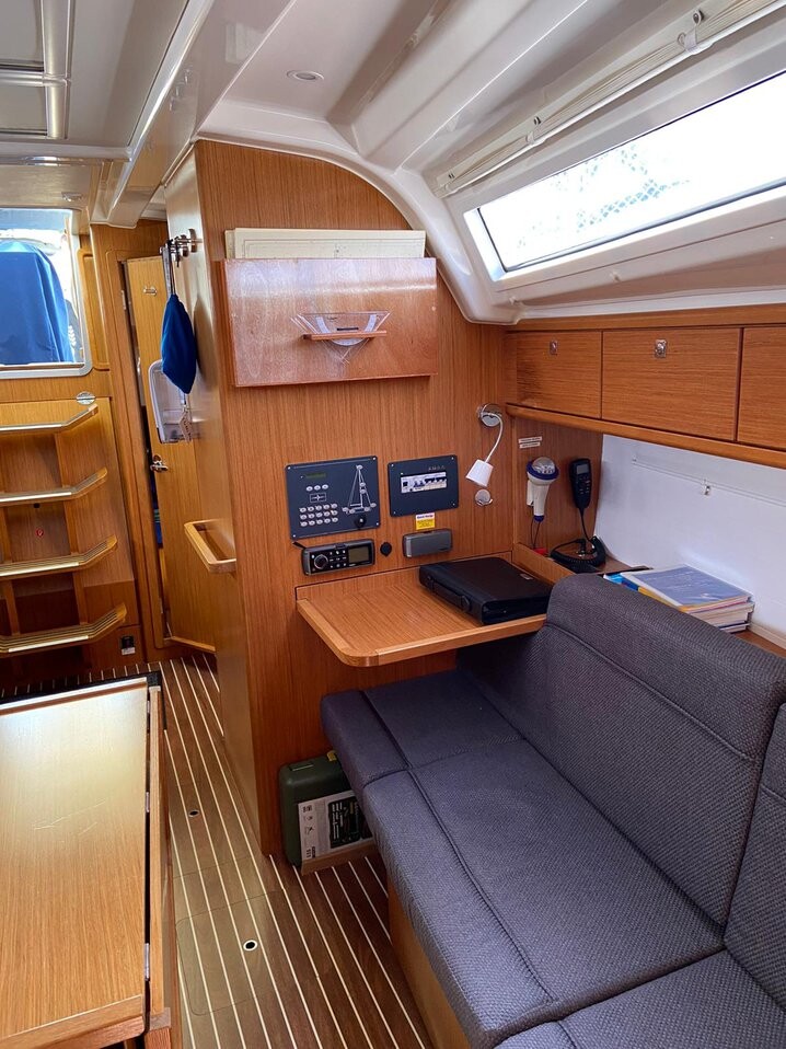 Bavaria Cruiser 37 Into the Blue