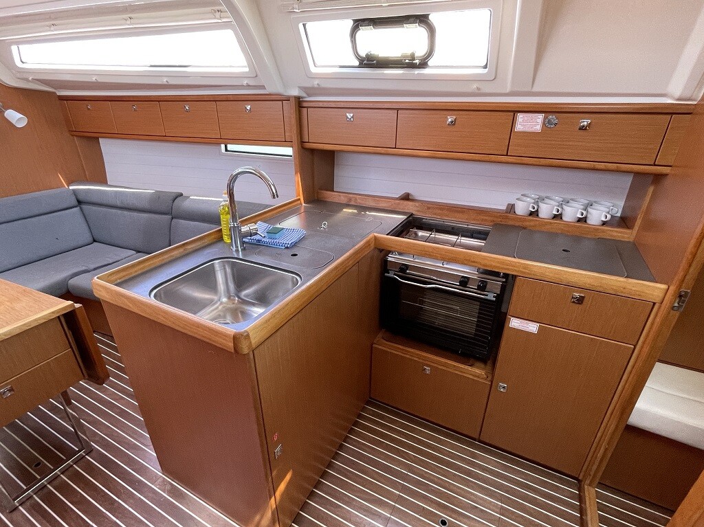 Bavaria Cruiser 37 Andrea