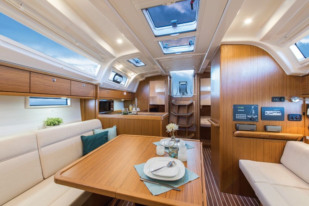 Bavaria Cruiser 37 Lazy Days