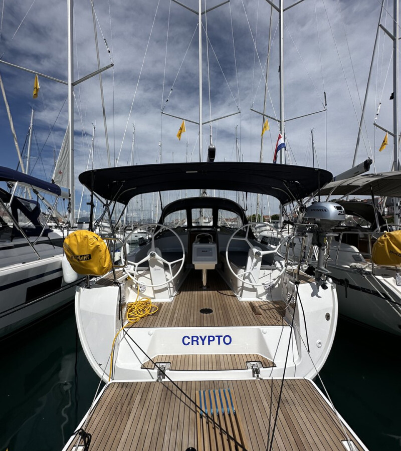 Bavaria Cruiser 37 Crypto