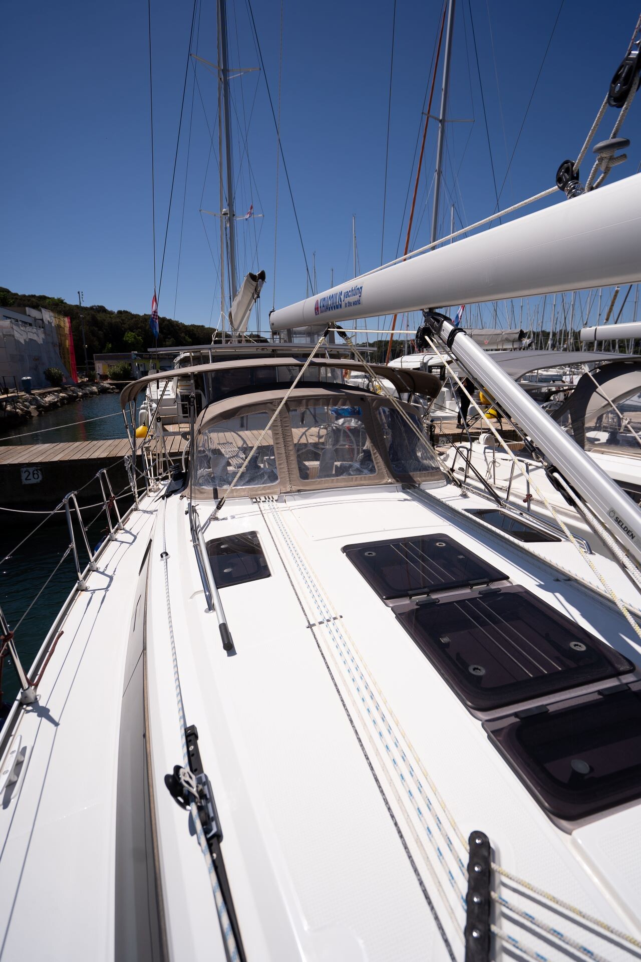 Bavaria Cruiser 37 Kata