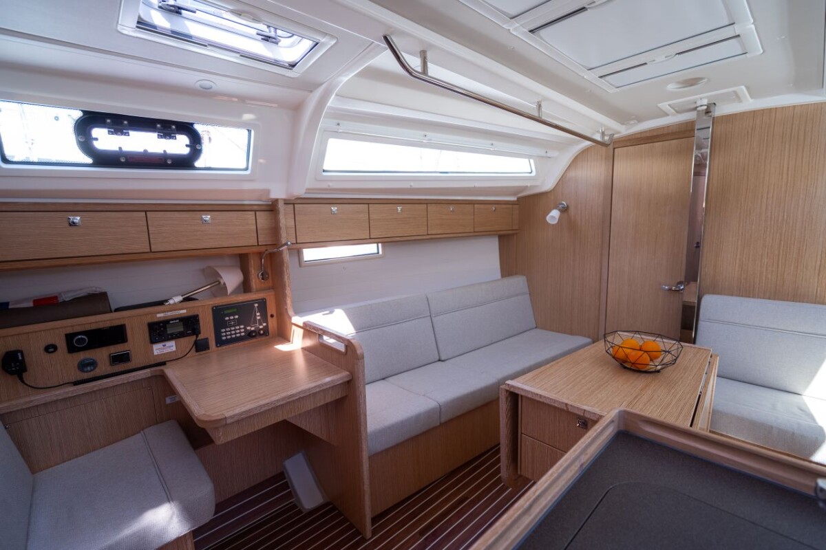 Bavaria Cruiser 37 Kata