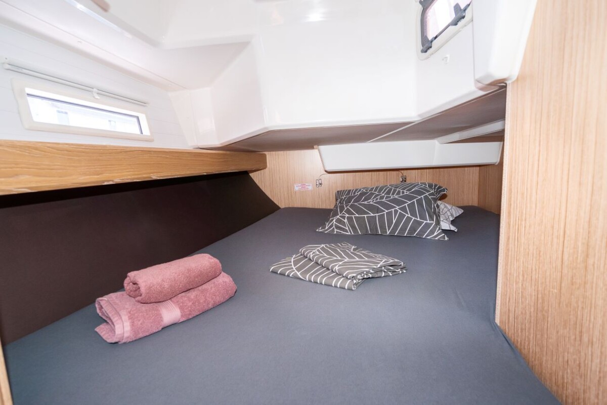 Bavaria Cruiser 37 Kata