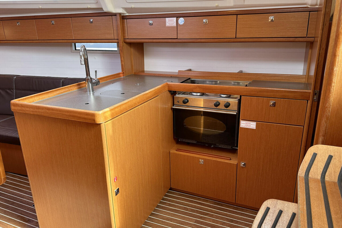 Bavaria Cruiser 37 Tiger