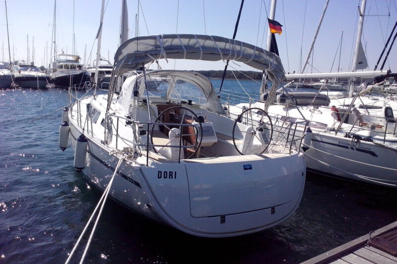Bavaria Cruiser 37 Dori